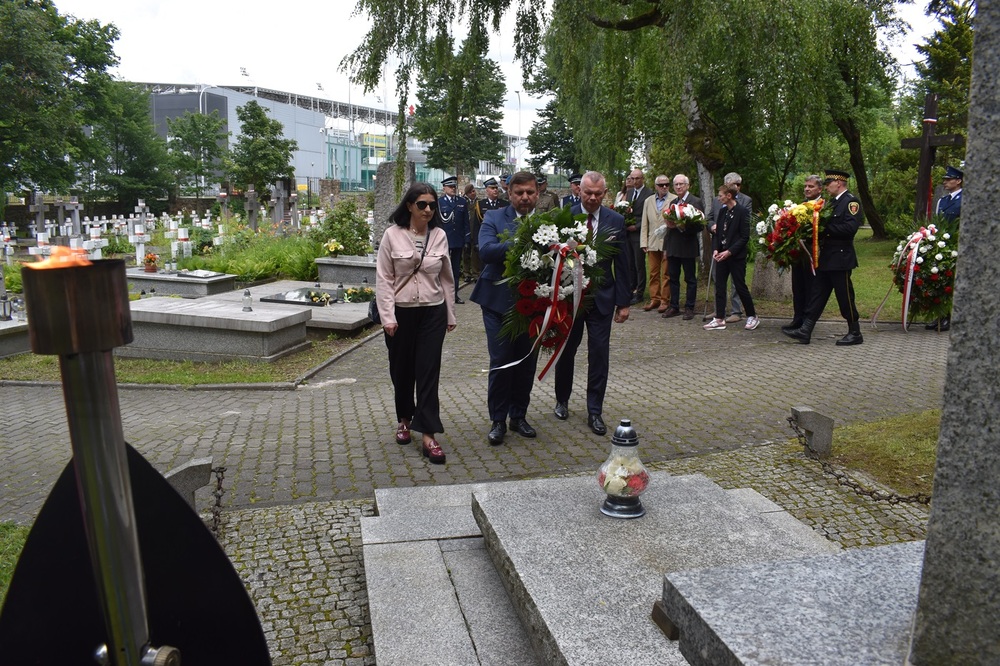Świętokrzyskie uroczystości w 84. rocznicę pierwszego masowego transportu więźniów do KL Auschwitz
