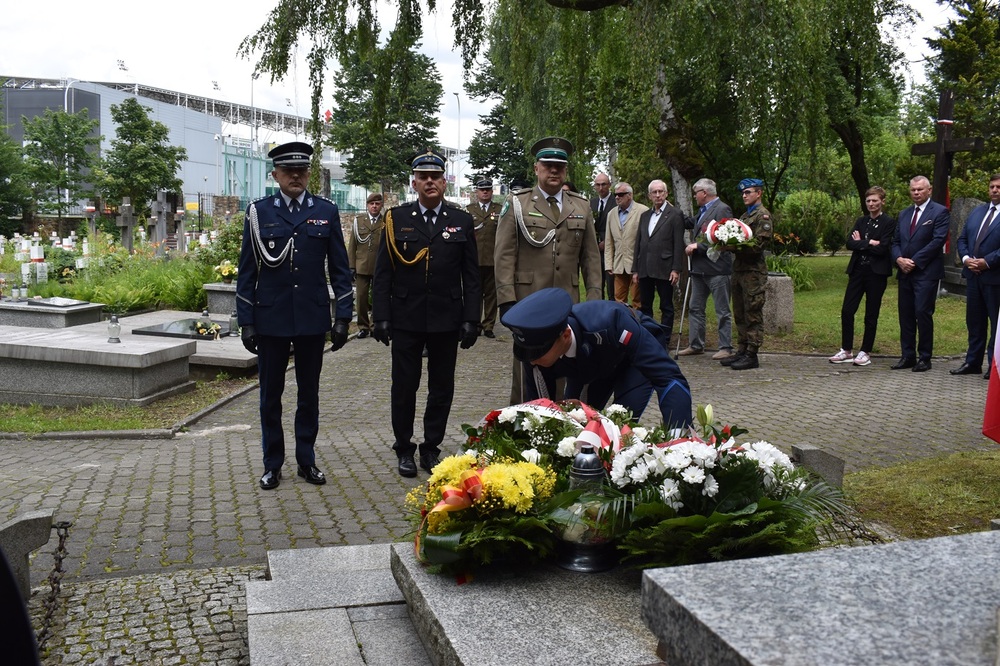Świętokrzyskie uroczystości w 84. rocznicę pierwszego masowego transportu więźniów do KL Auschwitz