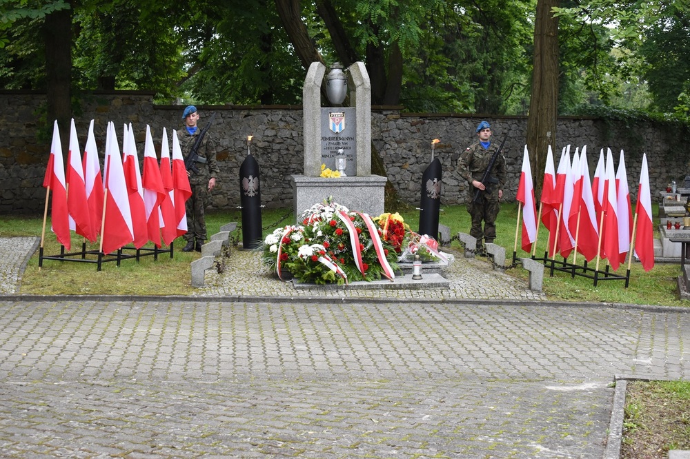 Świętokrzyskie uroczystości w 84. rocznicę pierwszego masowego transportu więźniów do KL Auschwitz