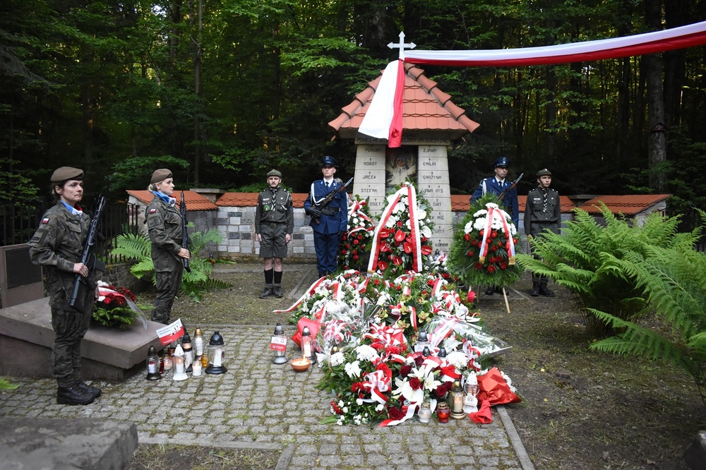 Wykus 2024 – uroczystości upamiętniające świętokrzyskich partyzantów. Fot. Dariusz Skrzyniarz (IPN)