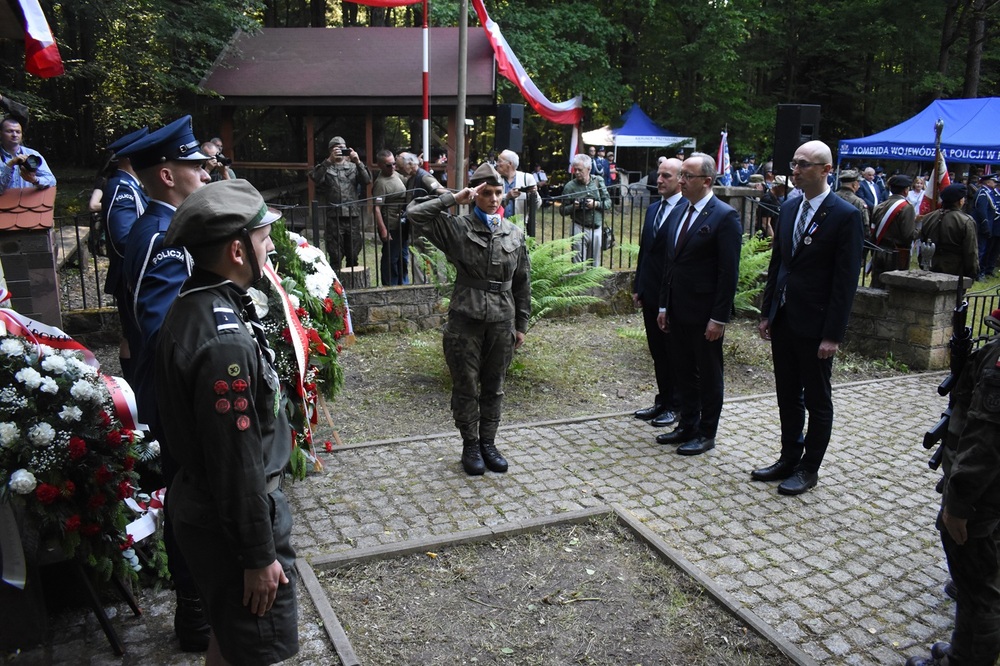 Wykus 2024 – uroczystości upamiętniające świętokrzyskich partyzantów. Fot. Dariusz Skrzyniarz (IPN)