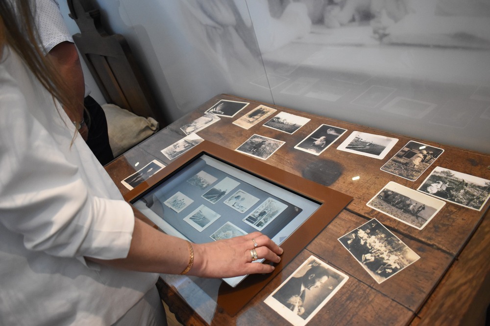 Nauczyciele i pracownicy kieleckiej Delegatury z wizytą w Markowej. Fot. Dariusz Skrzyniarz