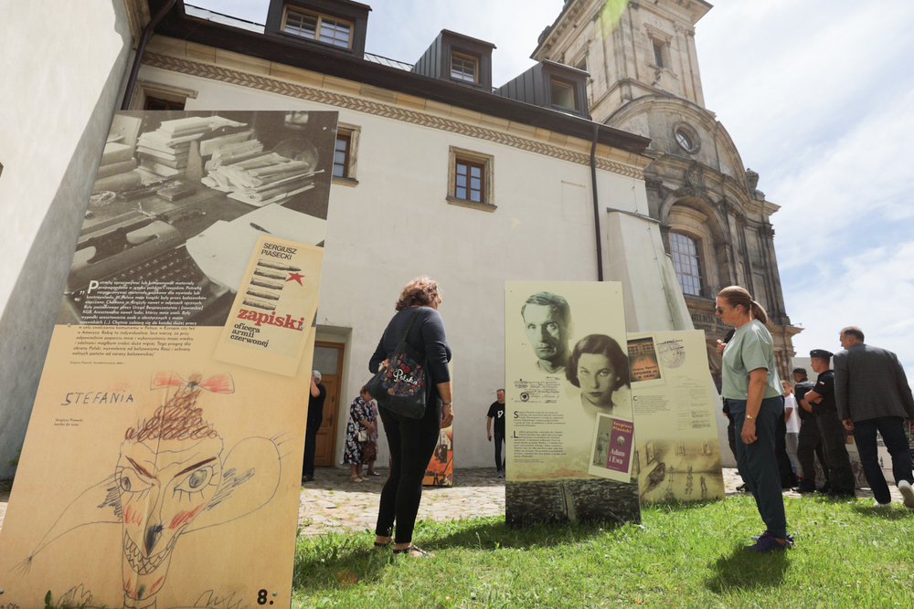 ystawa o Sergiuszu Piaseckim. Wernisaż na Świętym Krzyżu. Fot. Mikołaj Bujak (IPN)