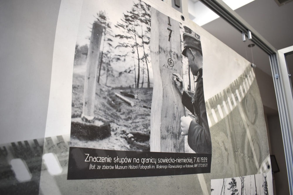 Wystawa „Oczami wroga. Wrzesień ’39 w fotografii niemieckiej i sowieckiej” w „Przystanku Historia” w Kielcach
