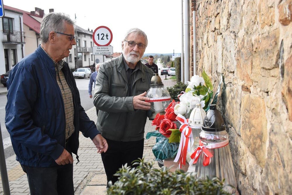 Austriacka delegacja na Kielecczyźnie. Fot. Dariusz Skrzyniarz (IPN)