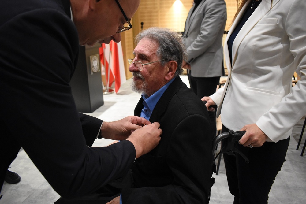 Uroczystość wręczenia Krzyży Wolności i Solidarności – Kielce, 18 października 2024. Fot. Dariusz Skrzyniarz (IPN)