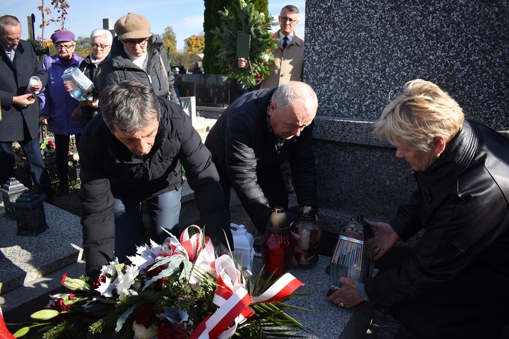 Poświęcenie grobu rodziny Derlatków, ofiar niemieckiej okupacji – Mirzec, 21 października 2024