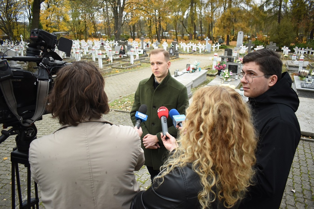 „Pamięć przetrwa dzięki Tobie” – stwórzmy razem cyfrowy pomnik pamięci
