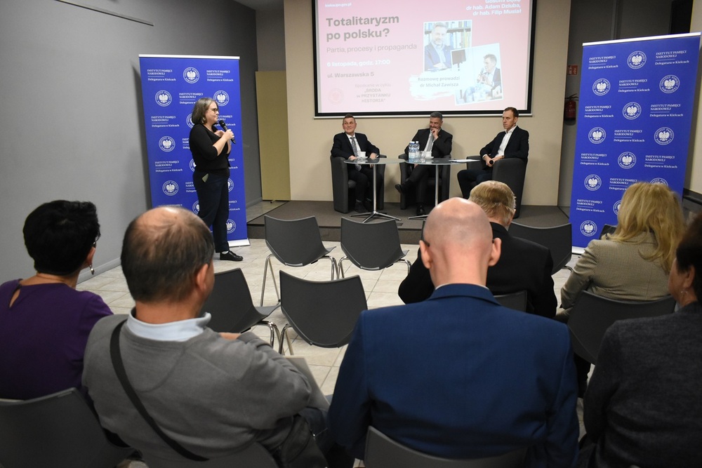 „Totalitaryzm po polsku? Partia, procesy i propaganda” – spotkanie z cyklu „Środa w Przystanku Historia”