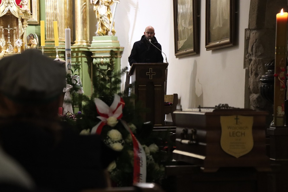 Pogrzeb Wojciecha Lecha zamordowanego przez Niemców w czerwcu 1943 r. – Kije, 19 grudnia 2024. Fot. Dariusz Skrzyniarz (IPN)