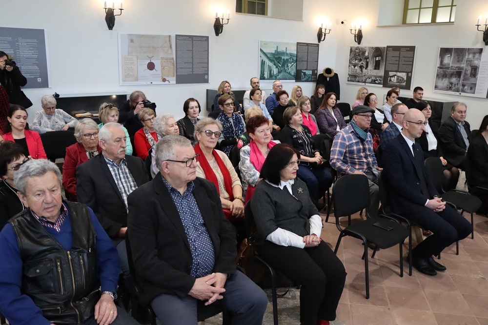 Wykład i dyskusja - Międzynarodowy Dzień Pamięci o Ofiarach Holokaustu – Chęciny, 27 stycznia 2025