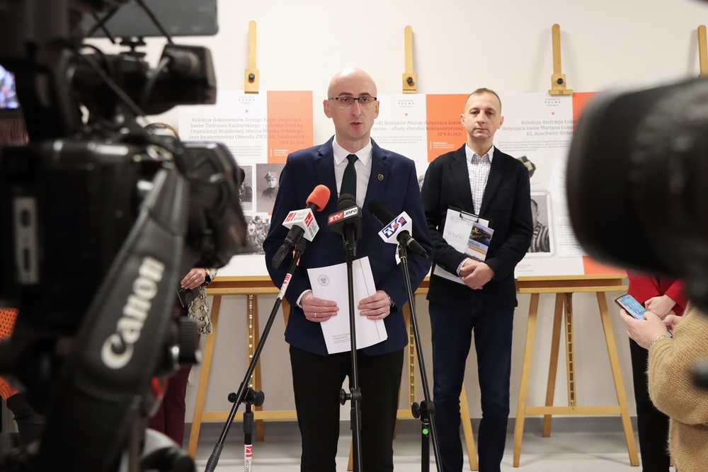 W sandomierskiej bibliotece rozpoczęliśmy projekt „Wtorki z historią najnowszą”