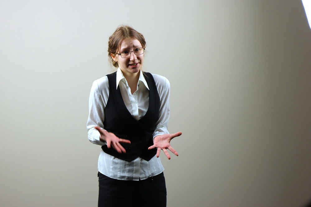 Arleta Zielonka. XI konkurs recytatorski „W kręgu poezji i prozy lagrowej więźniarek KL Ravensbrück” - półfinał w Kielcach. Fot. dr Michał Zawisza (IPN)