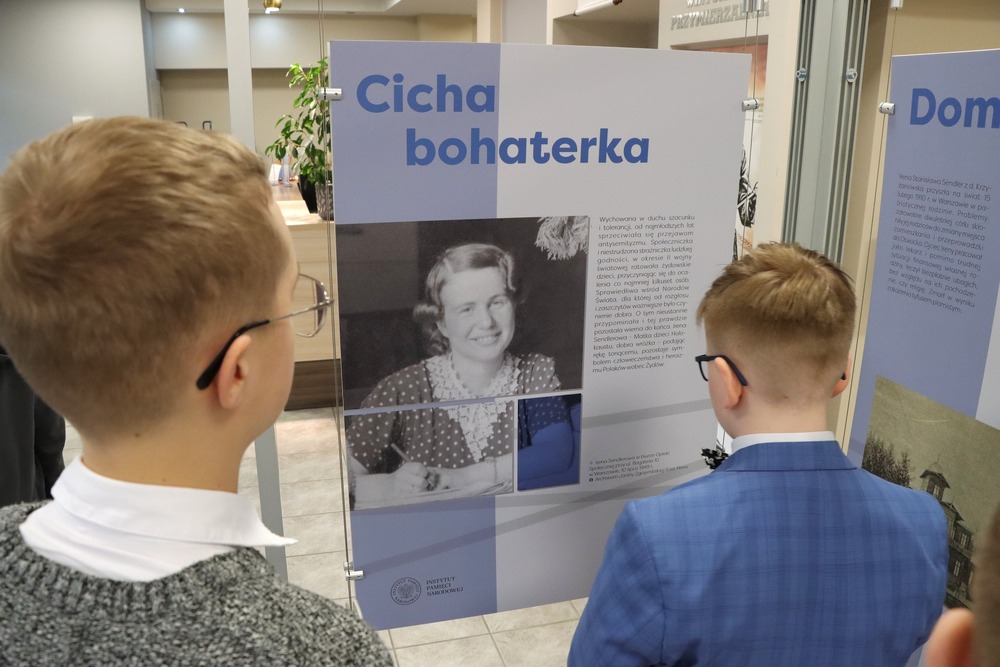 Wernisaż wystawy o Irenie Sendlerowej - Kielce, 24 marca 2025. Fot. Dariusz Skrzyniarz (IPN)
