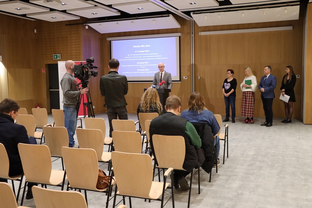 Konferencja prasowa. 85. rocznica Zbrodni Katyńskiej – obchody w Kielcach i regionie. 26 marca 2025. Fot. Dariusz Skrzytniarz (IPN)