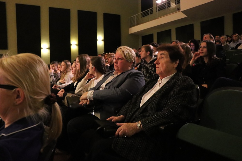 „»Tatuś Wasz jest w Rosji…«. Koncert w hołdzie Ofiarom Zbrodni Katyńskiej”. Fot. Dariusz Skrzyniarz (IPN Kielce)