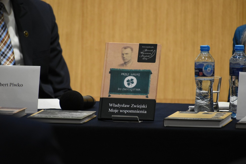 Nasza książka prezentowana na IV Świętokrzyskich Dniach Książki Historycznej