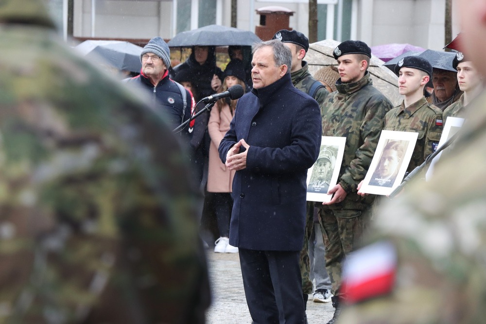 X Kielecki Marsz Katyński. Fot. Dariusz Skrzyniarz (IPN)