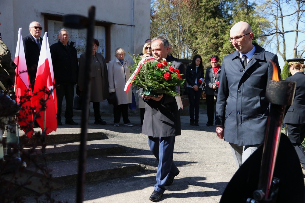 Dzień Pamięci Ofiar Zbrodni Katyńskiej w Kielcach. Fot. Dariusz Skrzyniarz (IPN Kielce)
