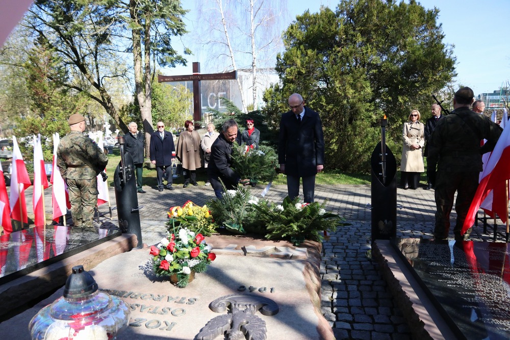 Dzień Pamięci Ofiar Zbrodni Katyńskiej w Kielcach. Fot. Dariusz Skrzyniarz (IPN Kielce)