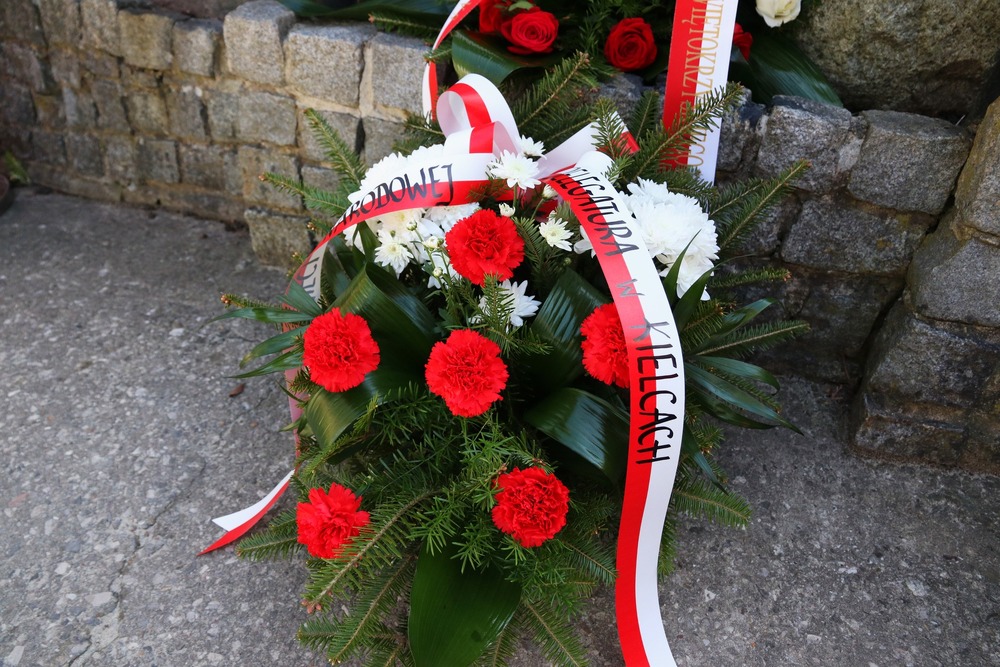 Dzień Pamięci Ofiar Zbrodni Katyńskiej w Kielcach. Fot. Dariusz Skrzyniarz (IPN Kielce)