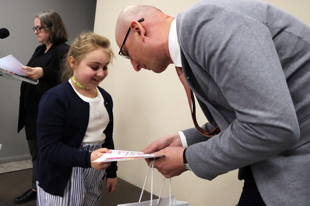 Wręczenie nagród w dwóch konkursach edukacyjnych. Fot. Dariusz Skrzyniarz (IPN Kielce)