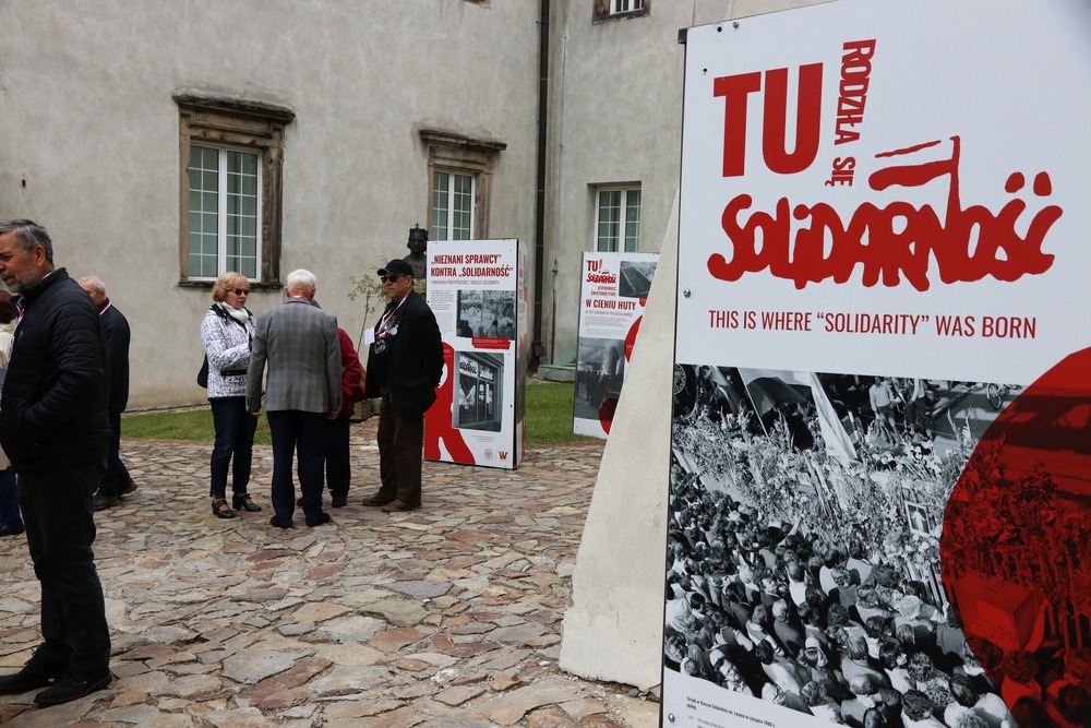 Wystawa „TU rodziła się Solidarność” na Świętym Krzyżu. Fot. Dariusz Skrzyniarz (IPN Kielce)