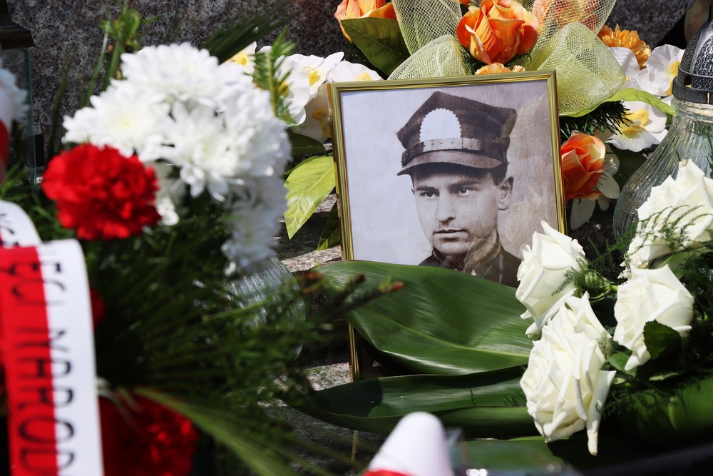 Upamiętniliśmy powstańca śląskiego w Jędrzejowie w ramach akcji „Wszyscy jesteśmy ze Śląska!”. Fot. Dariusz Skrzyniarz (IPN Kielce)