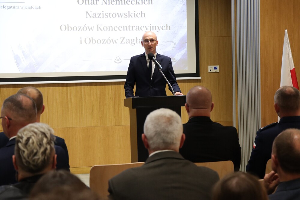 Przekazanie listów napisanych przez więźnia KL Auschwitz i KL Dachau – Kielce, 13 czerwca 2025. Fot. Dariusz Skrzyniarz (IPN Kielce)