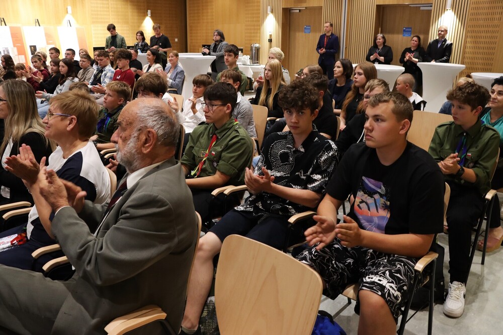 Przekazanie listów napisanych przez więźnia KL Auschwitz i KL Dachau – Kielce, 13 czerwca 2025. Fot. Dariusz Skrzyniarz (IPN Kielce)