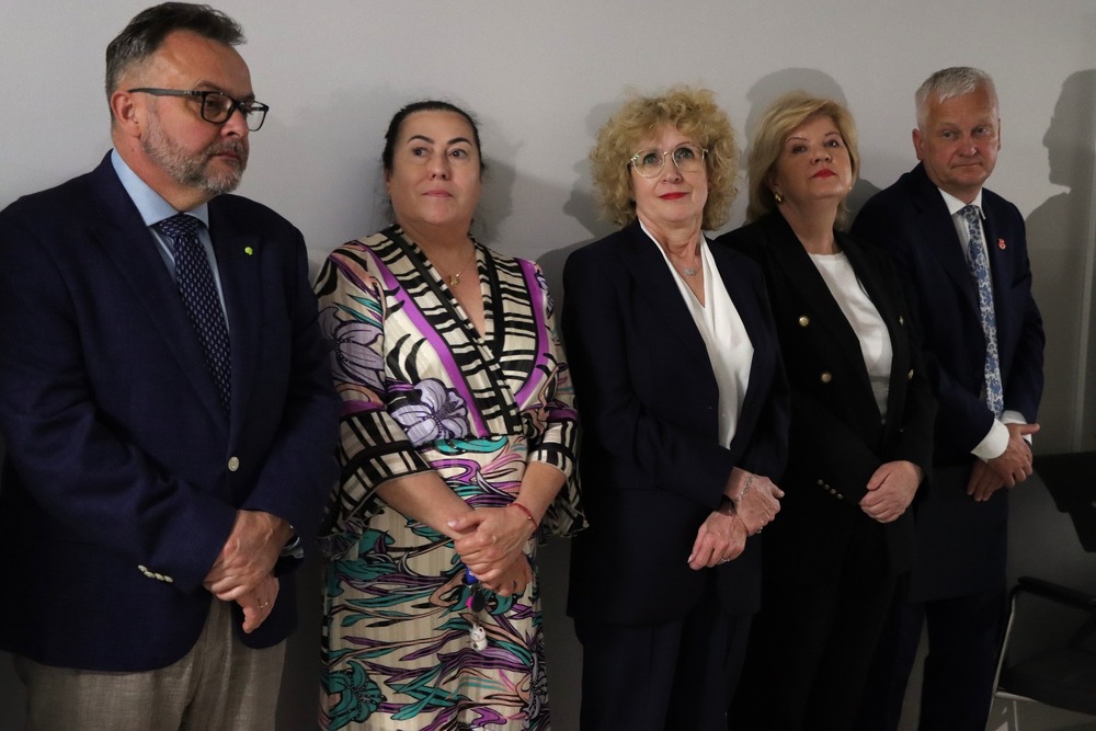 Odsłonięcie tablicy upamiętniającej gen. bryg. Jana Kołłątaja-Srzednickiego – Kielce, 16 czerwca 2025. Fot. Dariusz Skrzyniarz (IPN Kielce)