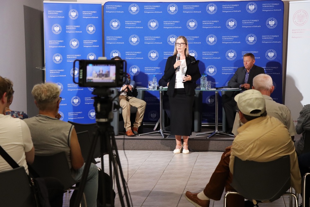 Debata o wpływie niemieckiej okupacji na relacje polsko-żydowskie. Fot. Dariusz Skrzyniarz (IPN Kielce)