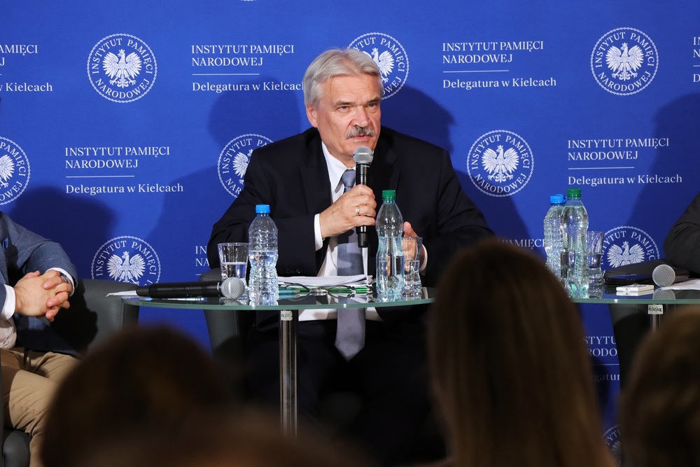 Debata o wpływie niemieckiej okupacji na relacje polsko-żydowskie. Fot. Dariusz Skrzyniarz (IPN Kielce)