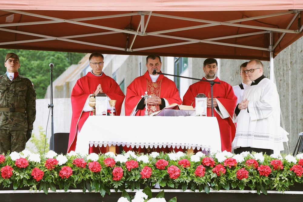 82. rocznica pacyfikacji Michniowa. Uroczystość w Dniu Walki i Męczeństwa Wsi Polskiej. Fot. Dariusz Skrzyniarz (IPN Kielce)