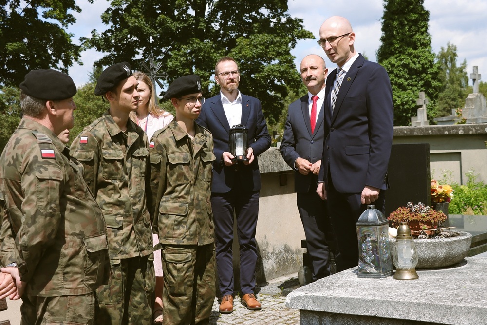 81. rocznica wybuchu Powstania Warszawskiego. Spotkanie przy grobie "Małego". Fot. Dariusz Skrzyniarz (IPN Kielce)