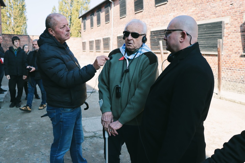 Młodzież z wizytą w Auschwitz-Birkenau. Fot. Dariusz Skrzyniarz (IPN Kielce)