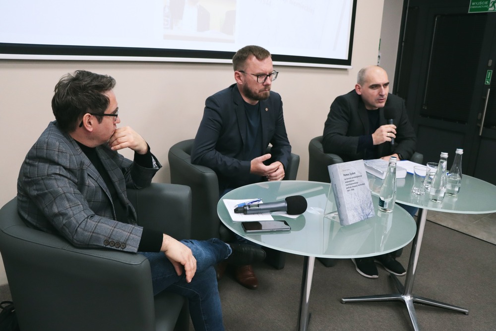 Dyskusja o losach Polaków i Żydów z Kresów podczas okupacji niemieckiej. Fot. Dariusz Skrzyniarz (IPN Kielce)