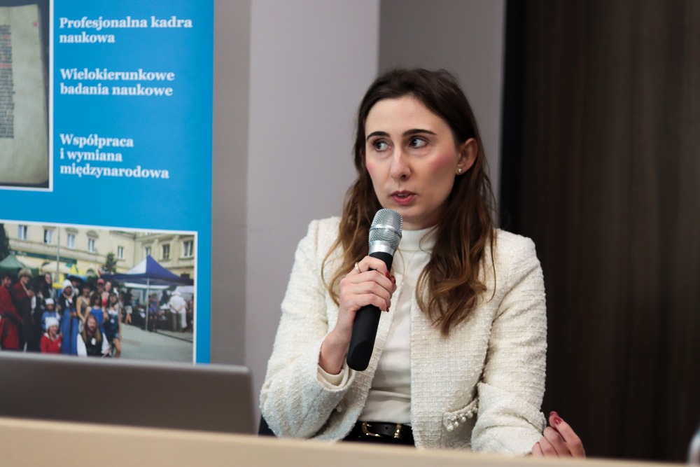 Konferencja naukowa pt. „Wieś polska podczas II wojny światowej – Sprawcy zbrodni na mieszkańcach wsi polskiej 1939–1945”. Fot. Dariusz Skrzyniarz