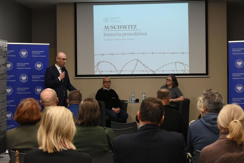 Spotkanie „Auschwitz – historia prawdziwa” na kieleckim Przystanku Historia. Fot. Jakub Mularczyk (IPN)