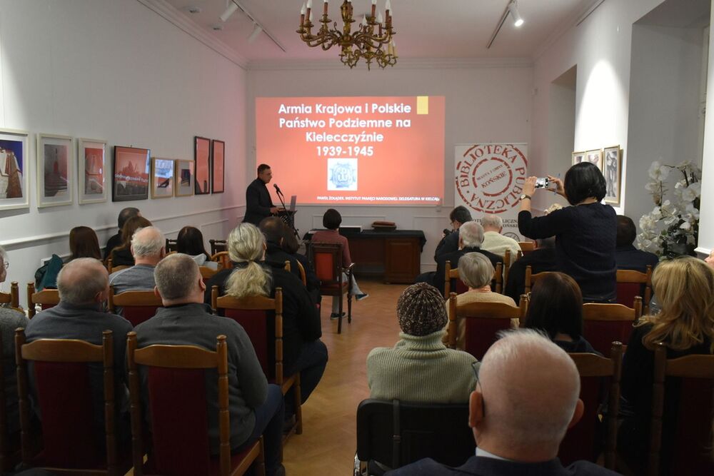 Inauguracja „Wtorków z historią najnowszą” w Końskich. Fot. Iwona Czyżyk (IPN)