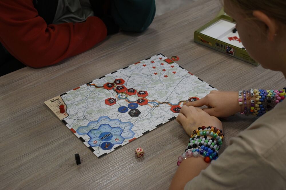 Regionalny etap Ligi Planszówek IPN w Kielcach. Fot. Michał Zawisza (IPN)