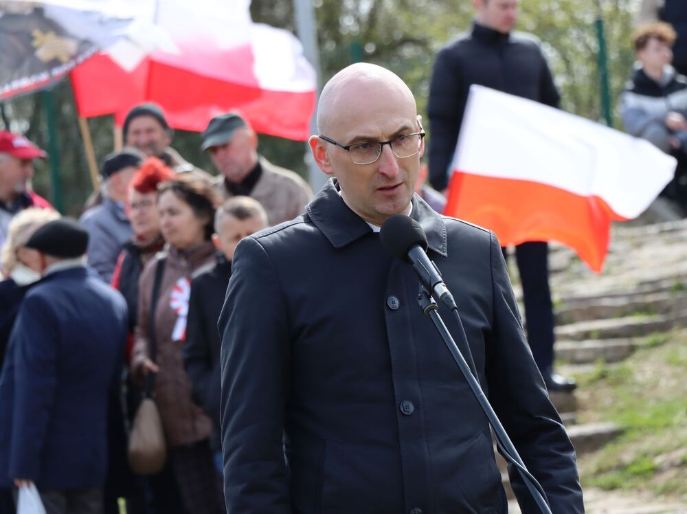 Ulicami Kielc przeszedł Marsz Katyński. Fot. IPN Kielce