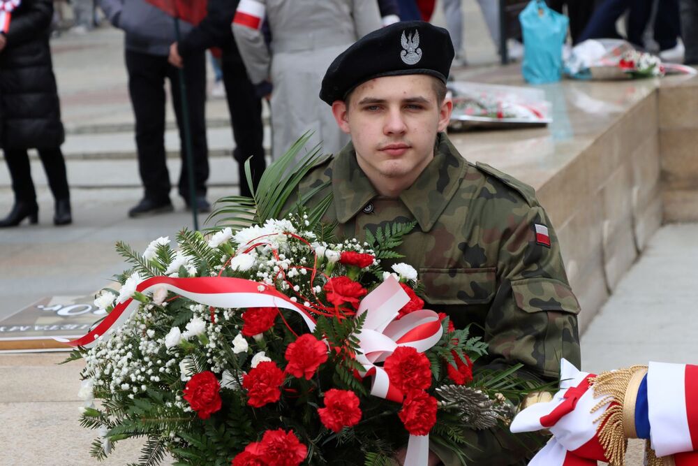 Ulicami Kielc przeszedł Marsz Katyński. Fot. IPN Kielce