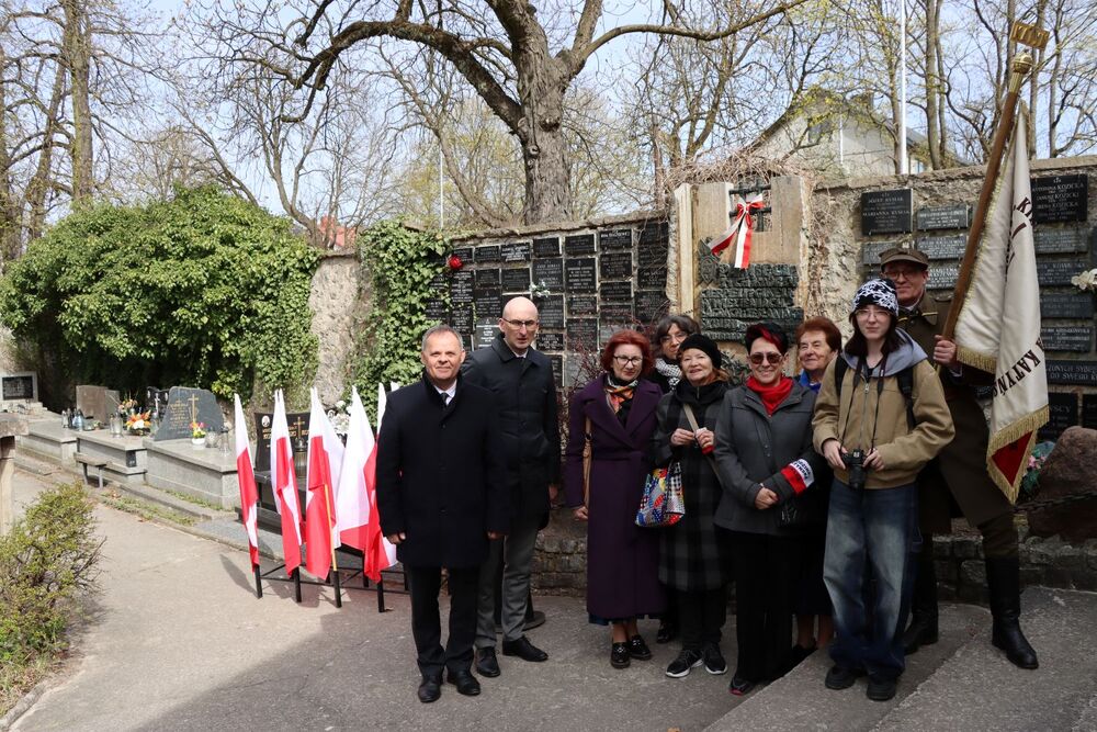 Ulicami Kielc przeszedł Marsz Katyński. Fot. IPN Kielce