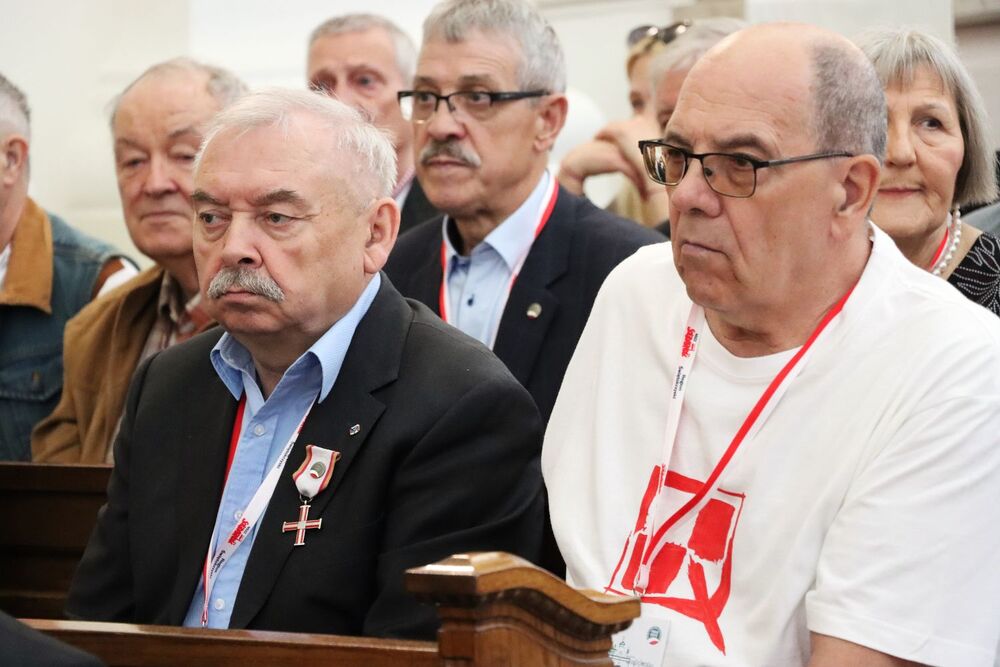 Druga Świętokrzyska Pielgrzymka Działaczy Opozycji Antykomunistycznej na Święty Krzyż. Fot. IPN Kielce