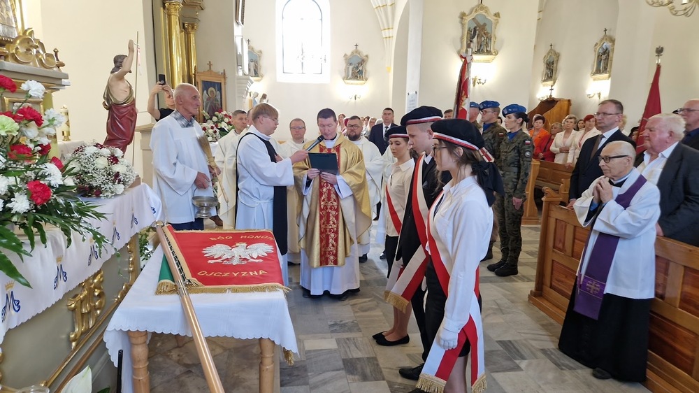 Jubileusz 50-lecia nadania imienia Szkoła Podstawowa im. Batalionów Chłopskich w Łagowie. Fot. Gminny Zespół Szkół w Łagowie