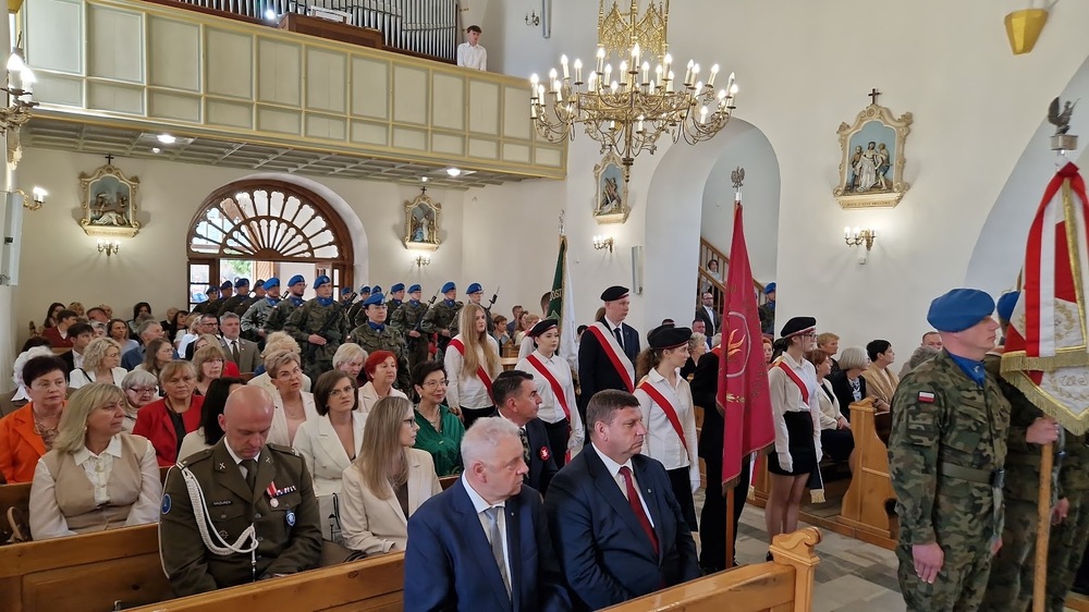 Jubileusz 50-lecia nadania imienia Szkoła Podstawowa im. Batalionów Chłopskich w Łagowie. Fot. Gminny Zespół Szkół w Łagowie