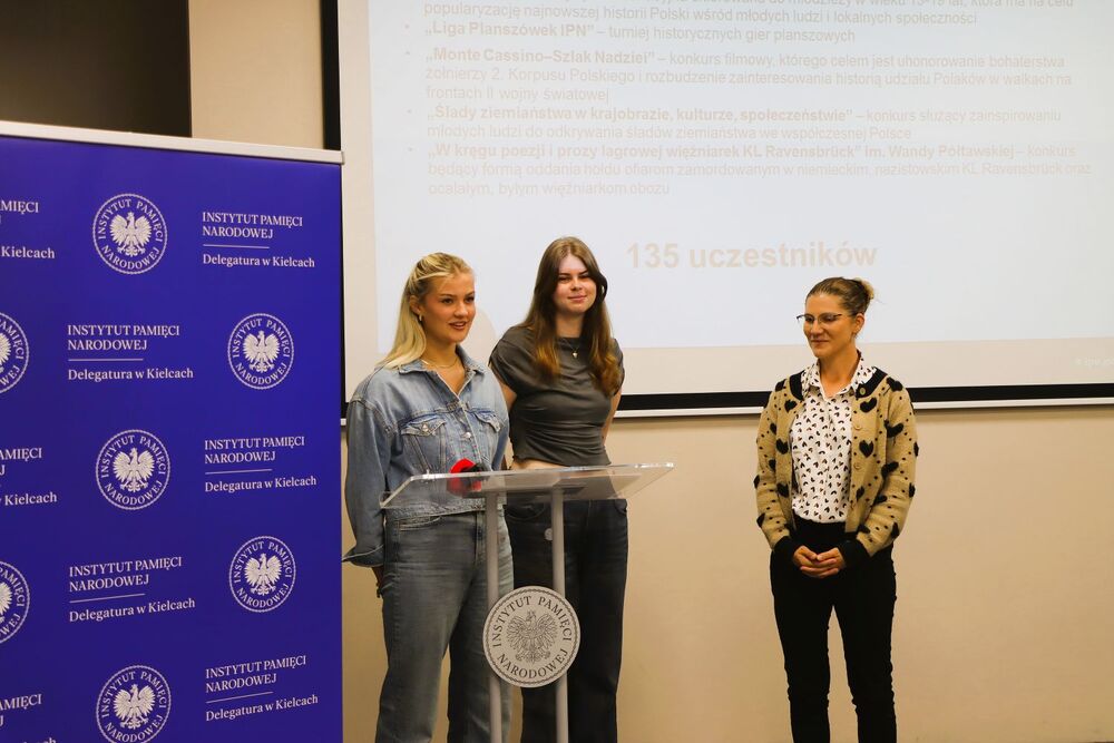 Konferencja prasowa. Podsumowanie współpracy ze środowiskiem świętokrzyskich nauczycieli i uczniów w roku szkolnym 2025/2026. Fot. IPN Kielce