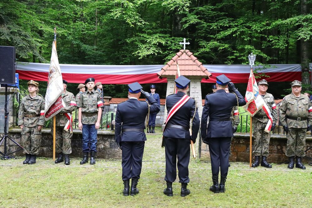 Uroczystości na Wykusie. Fot. IPN Kielce