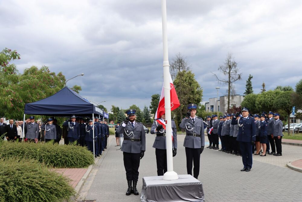Powiatowe Święto Policji w Jędrzejowie. Fot. IPN Kielce